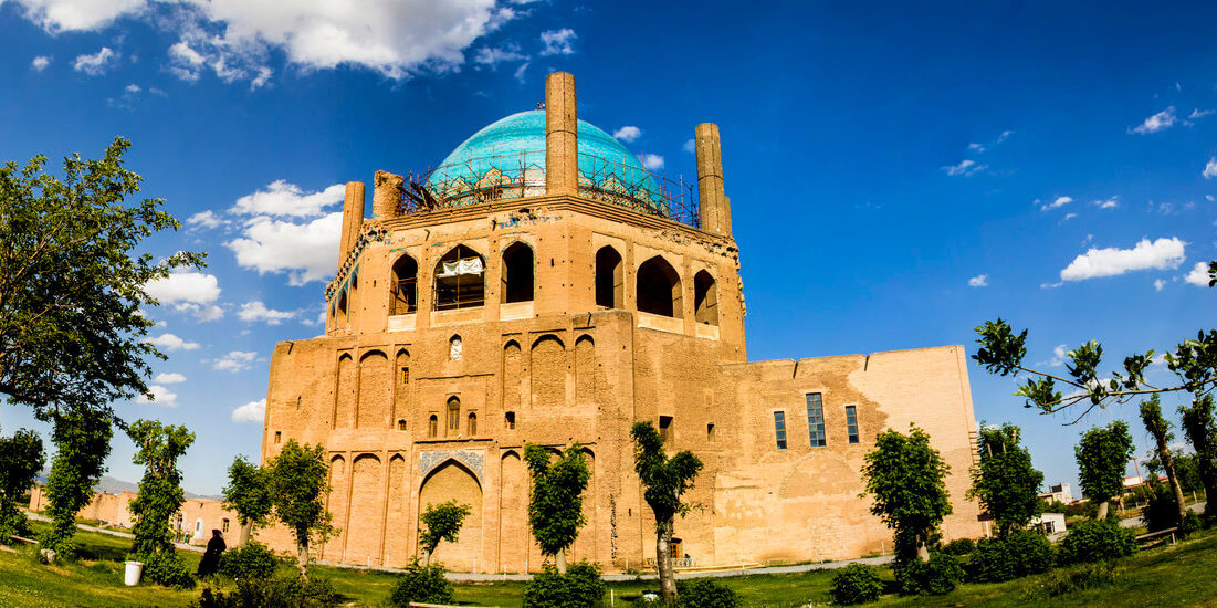 برنامه سفر به زنجان