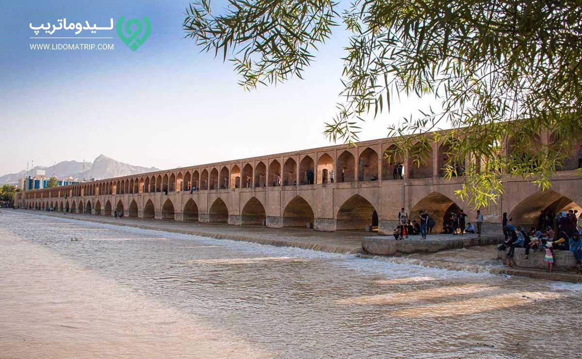 معرفی سی و سه پل اصفهان