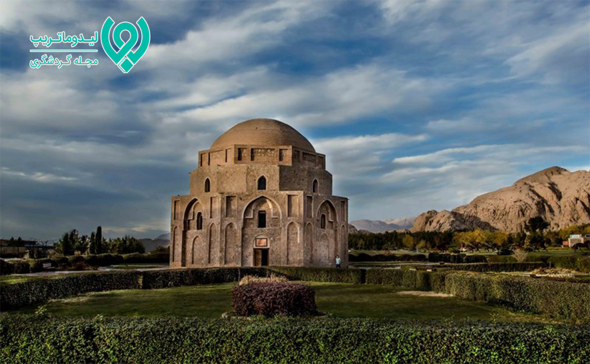 گنبد جبلیه کرمان کجاست؟