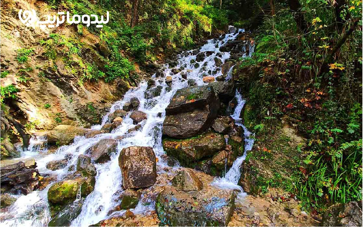 آبشار آب پری