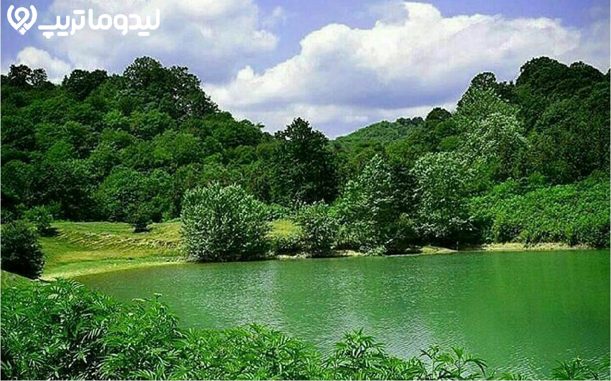 راهنمای سفر به نور