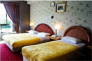 هتل اسپیناس استارا